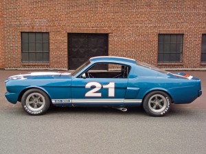 В 1966-1967 годах гоночные Shelby GT350 принесли команде Ford победы в чемпионате Trans-Am