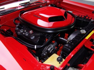 Могучий 7,0-литровый V8 Hemi развивал 425 л. с.