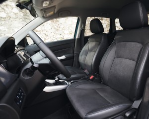 Новый Suzuki Vitara, передние сиденья