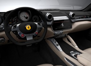 Ferrari GTC4 Lusso, передняя панель