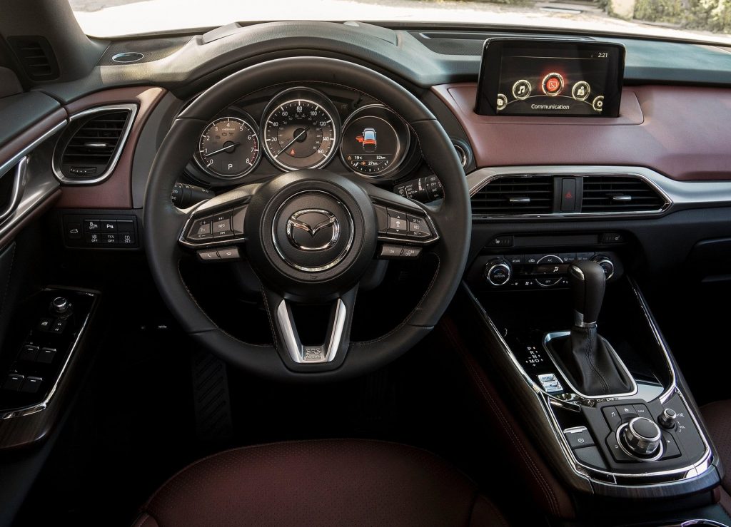 Новый Mazda CX-9, передняя панель
