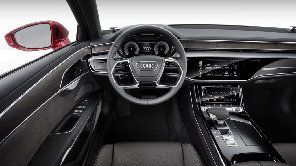 Новый Audi A8, передняя панель