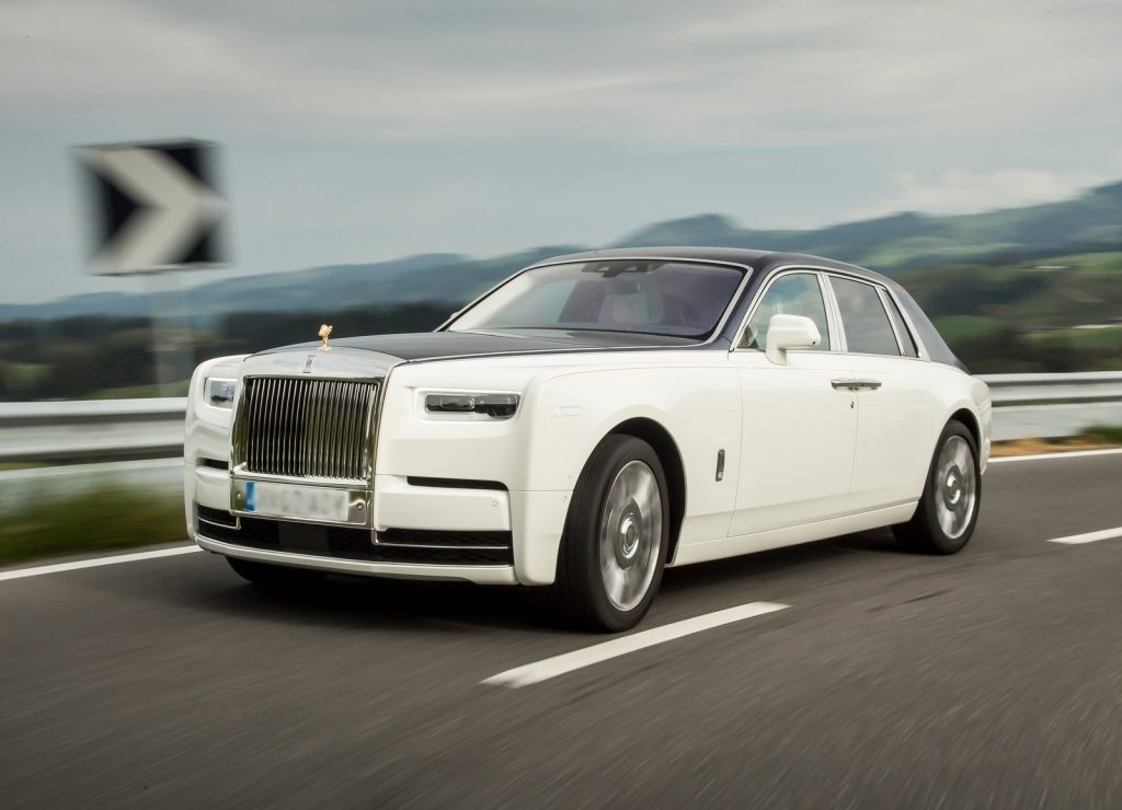 Rolls-Royce Phantom, вид на переднюю диагональ