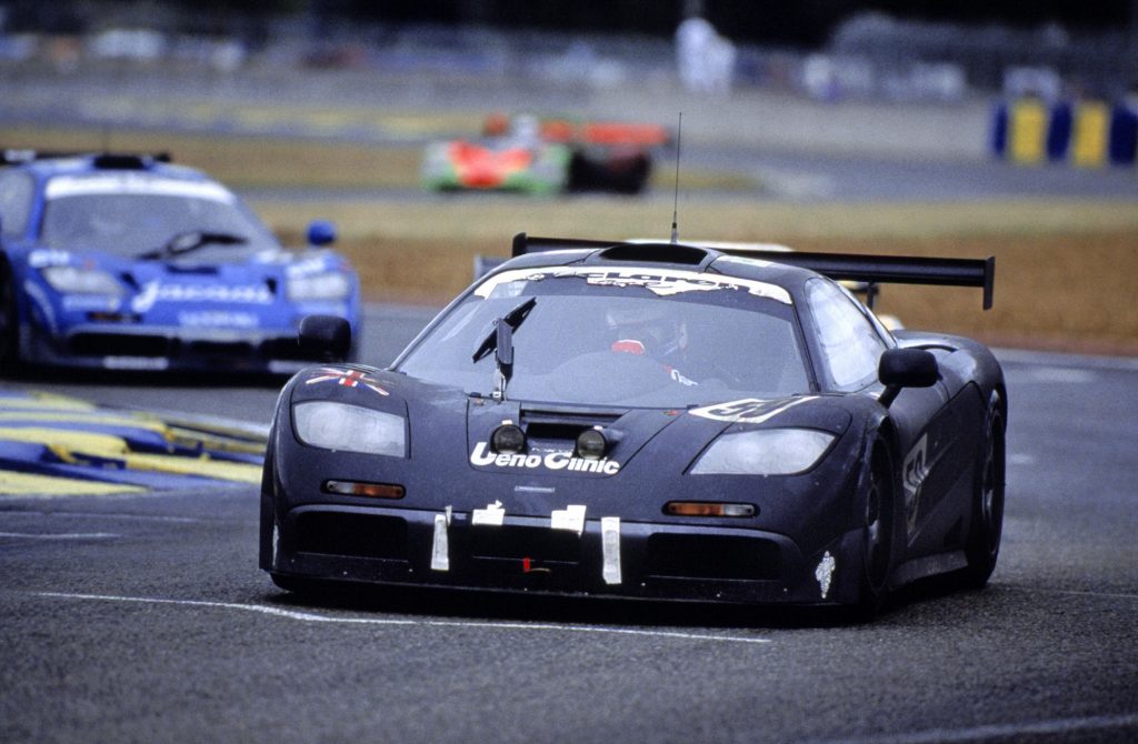McLaren F1 GTR - победитель 24-часовой гонки в Ле-Мане, 1995 год
