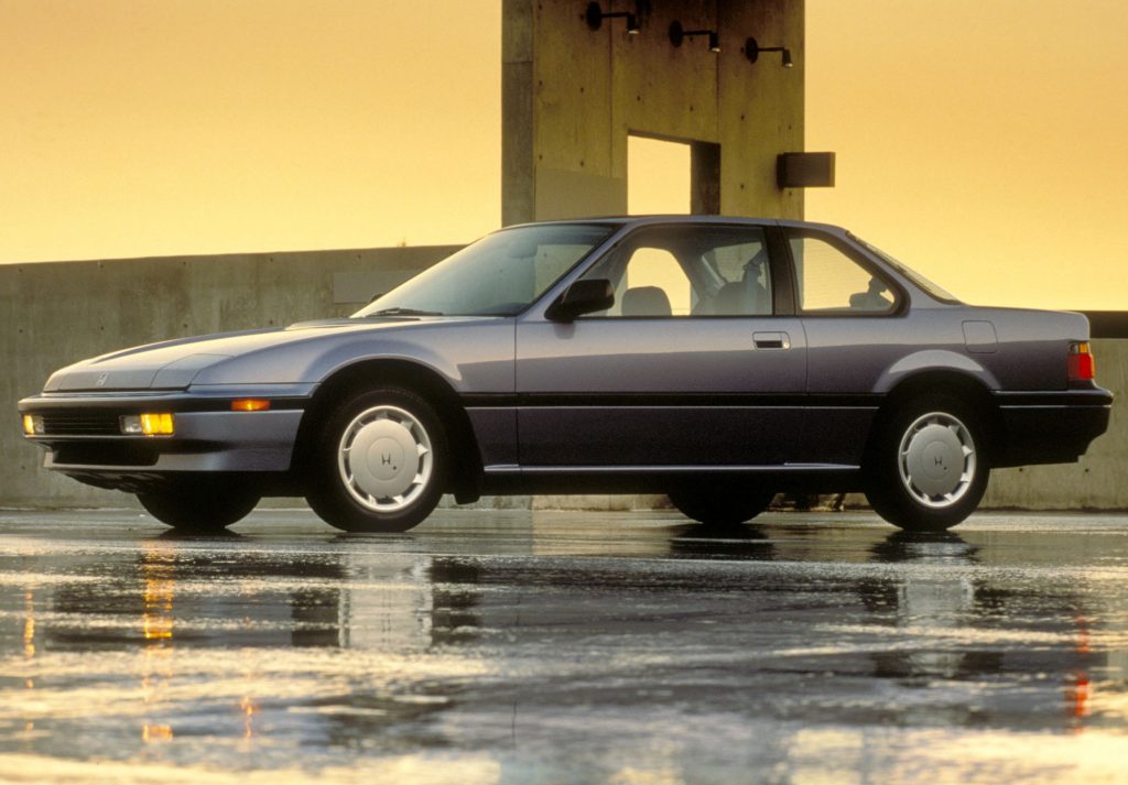 Honda Prelude 1989 года получил управляемые задние колеса