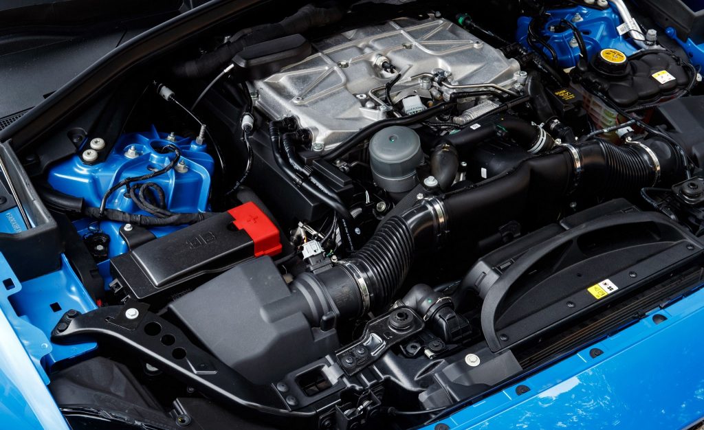 Jaguar F-Pace SVR 2019, двигатель
