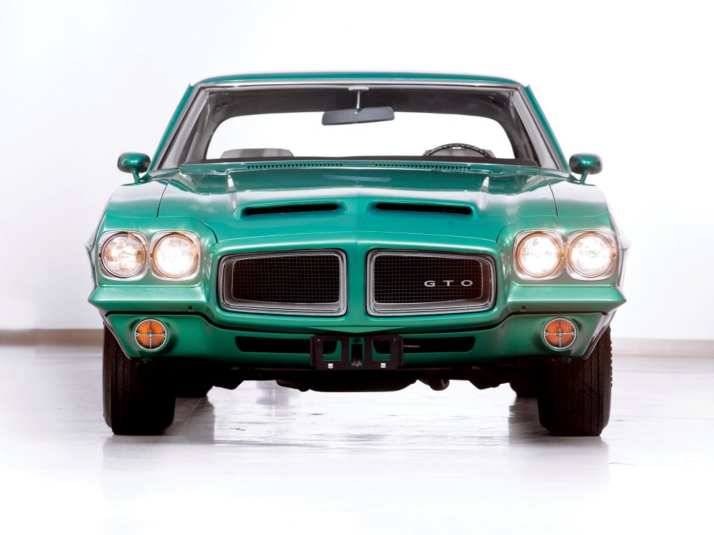 В 1972 году Pontiac GTO стал версией модели LeMans