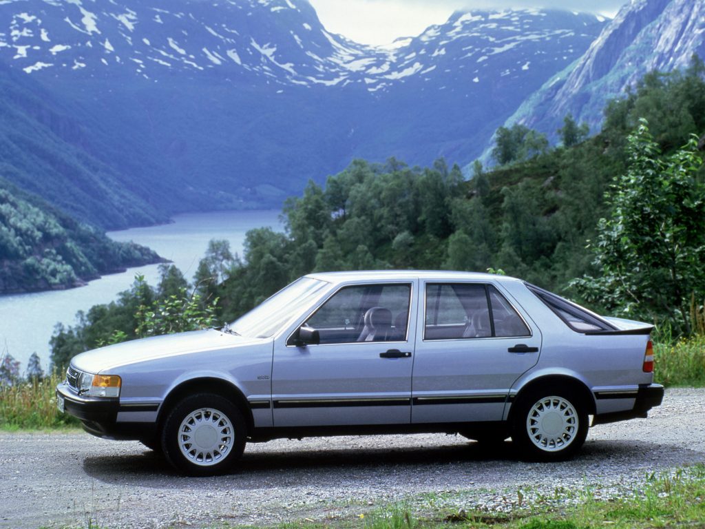 Saab 9000 1984 года