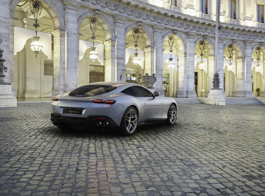 Ferrari Roma 2020, вид сзади