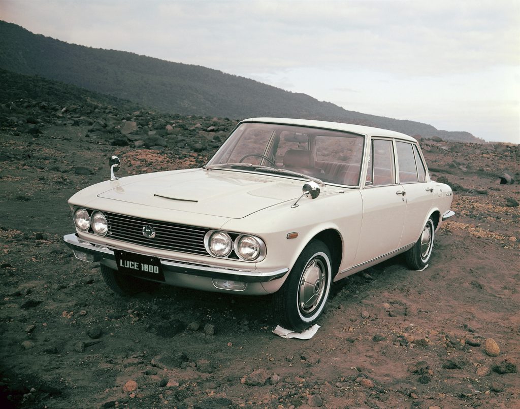 Mazda Luce 1966 года