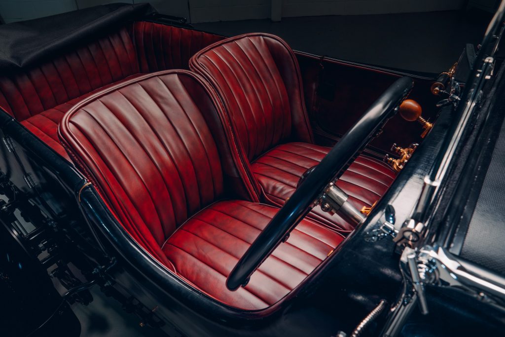 Премьера Bentley Blower Continuation Series: возрожденная легенда
