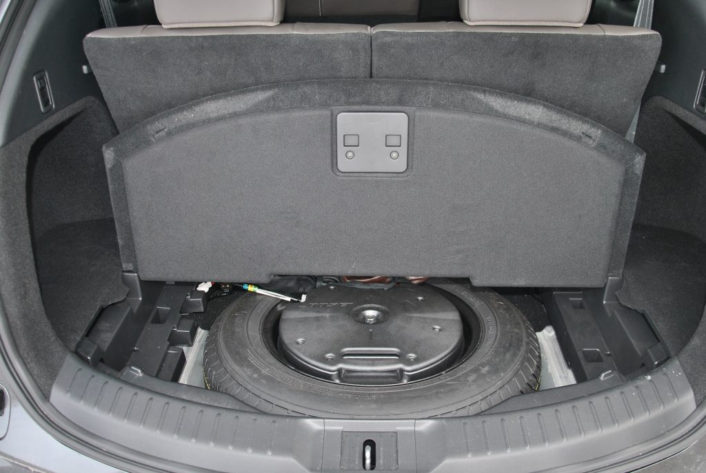 Тест-драйв Mazda CX-9: темпераментный флагман