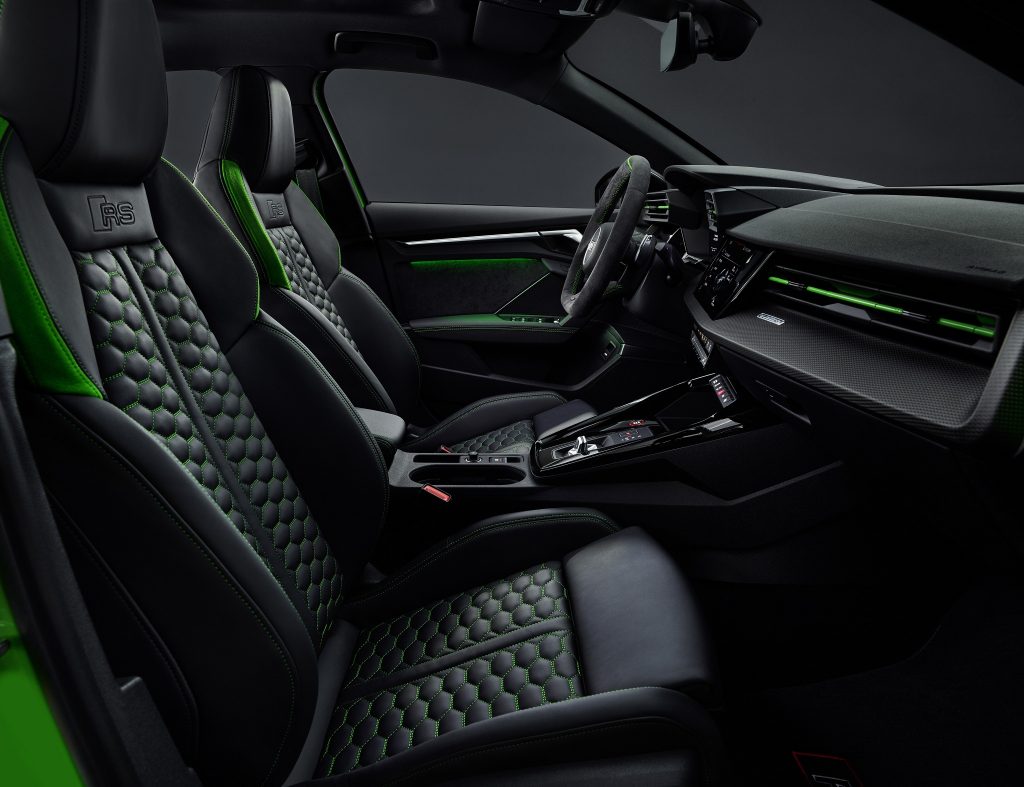 Сиденья Audi RS3 2022